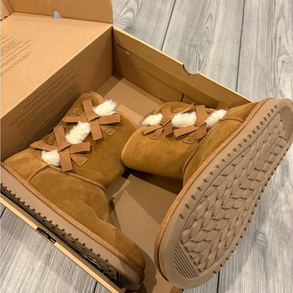 Koolaburra Tan Winter Boots